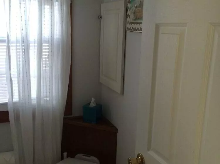 Hotelli Mangrove Marina And Resort Aqualodge Houseboats