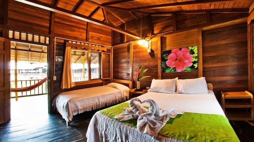 Hotel Playa De Oro Lodge