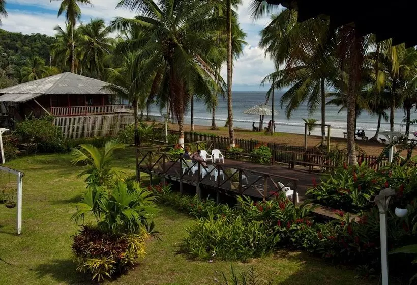 ホテル Playa De Oro Lodge