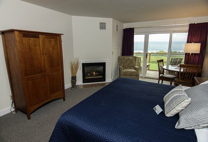 בית מלון כפרי The Inn At Glenora Wine Cellars