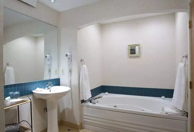 ホテル The Inn At Glenora Wine Cellars