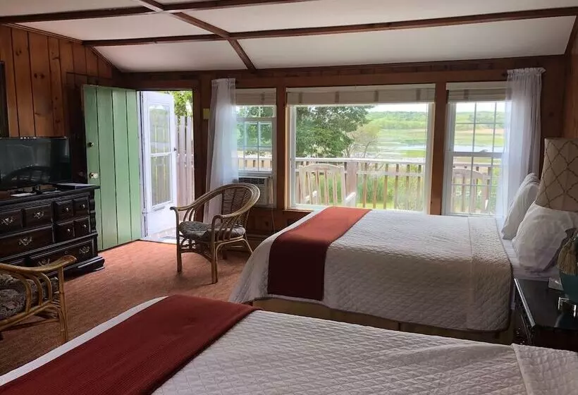 Motelli Spring Garden Inn