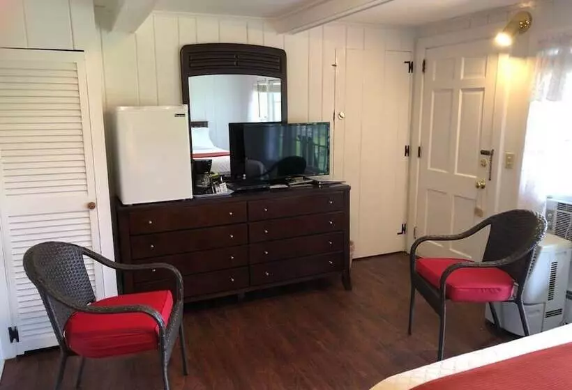 Motelli Spring Garden Inn