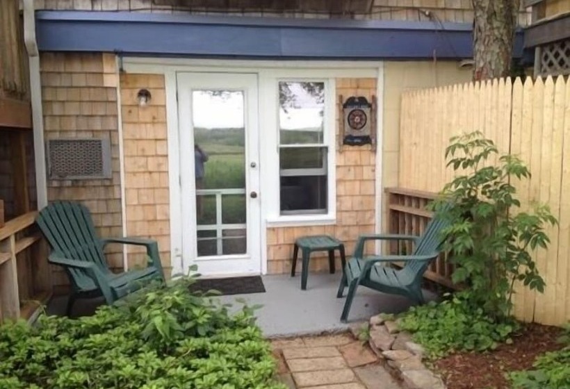 Мотель Spring Garden Inn