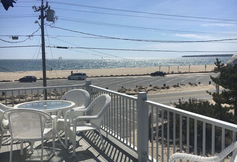 فندق على الطريق The Ocean View