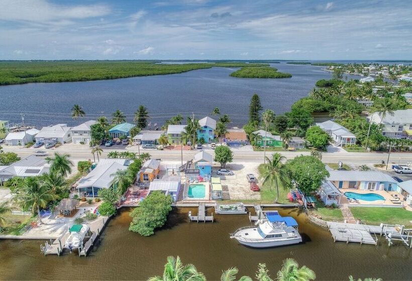 Pine Island Paradise Resort