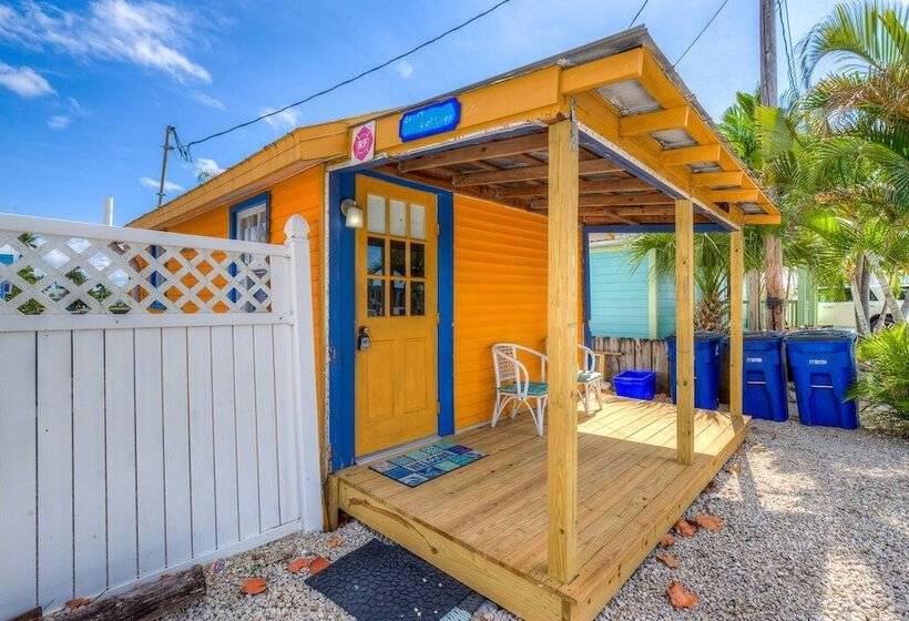 Pine Island Paradise Resort