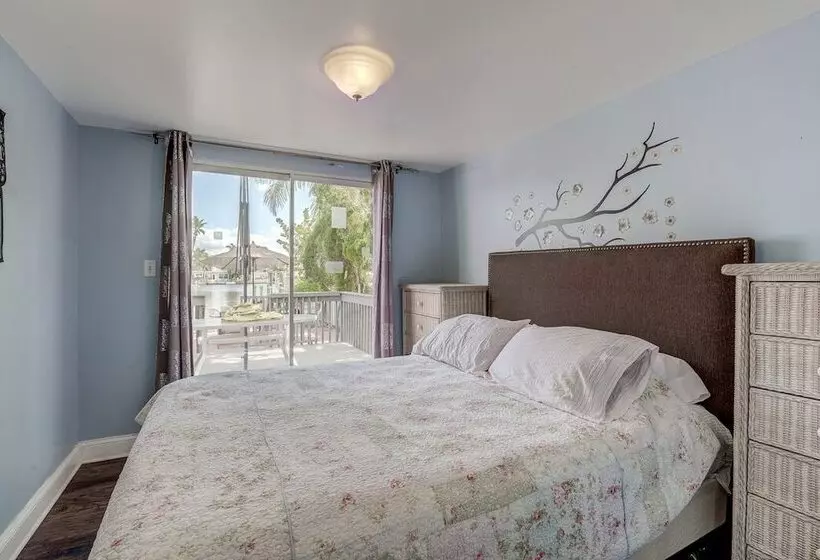 Pine Island Paradise Resort