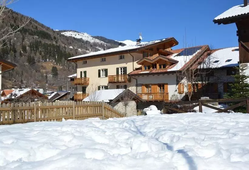 Residenssi Appartamenti Pellizzano