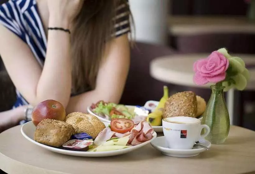 Aparthotel Landau An Der Isar