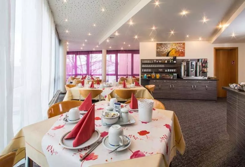 Отель An Der Waldstraße