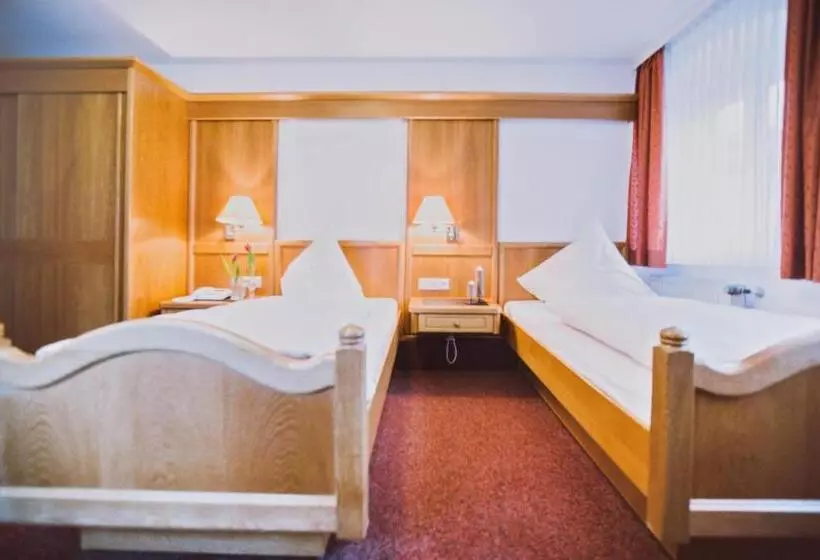 Hotel Blochums Gasthof Hirsch