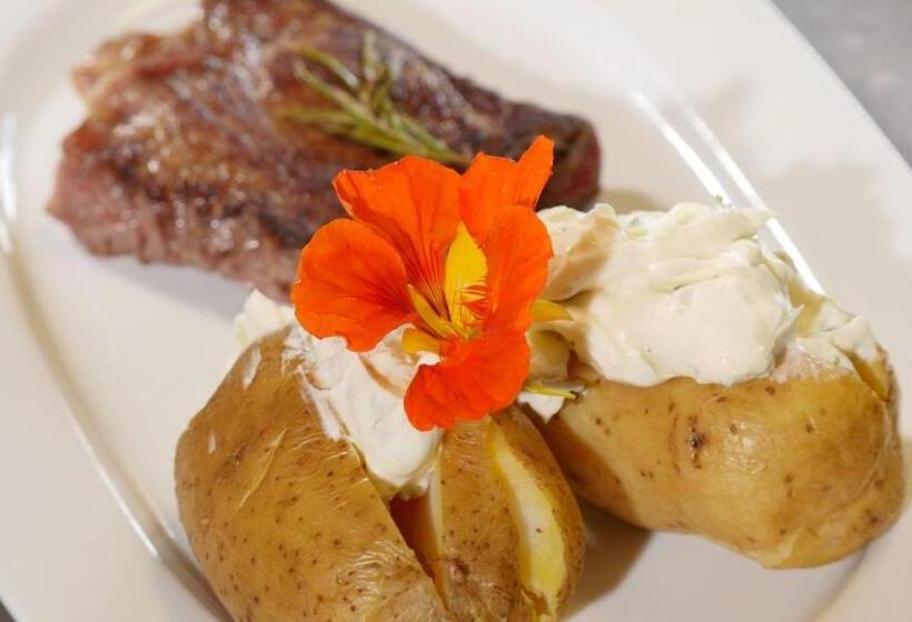 Hotel & Brauerei Gasthof Neuwirt