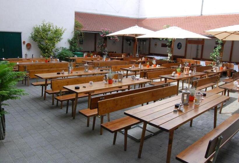 Hotel & Brauerei Gasthof Neuwirt