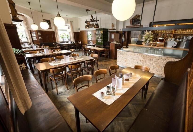 Hotel & Brauerei Gasthof Neuwirt