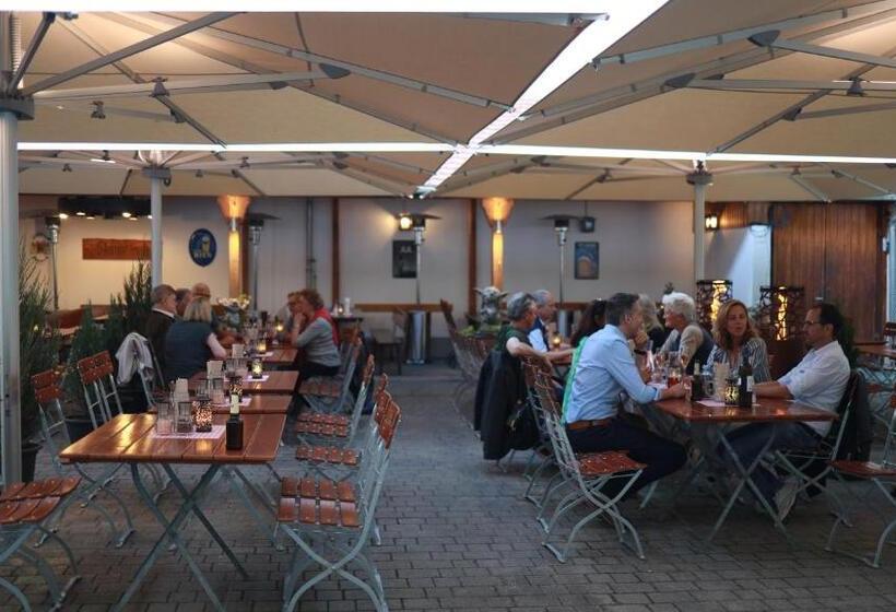 Hotel & Brauerei Gasthof Neuwirt