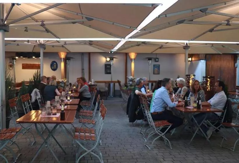 Hotel & Brauerei Gasthof Neuwirt