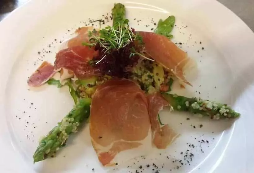 Отель Der Watzenhof