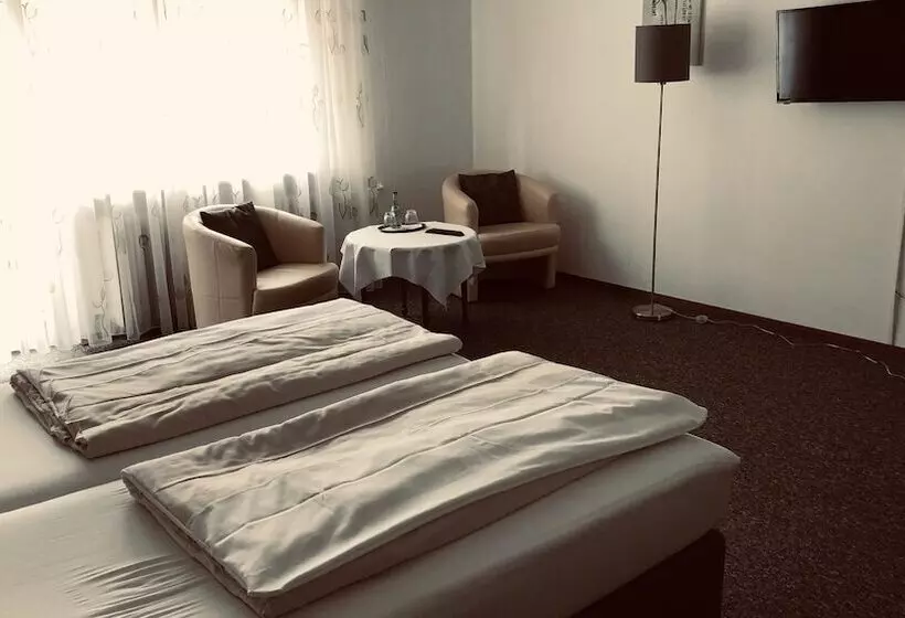 Отель Der Watzenhof