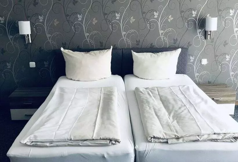 Отель Der Watzenhof