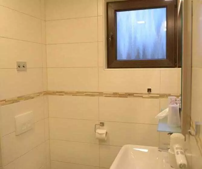 Отель Landgasthof Baumhof Tenne