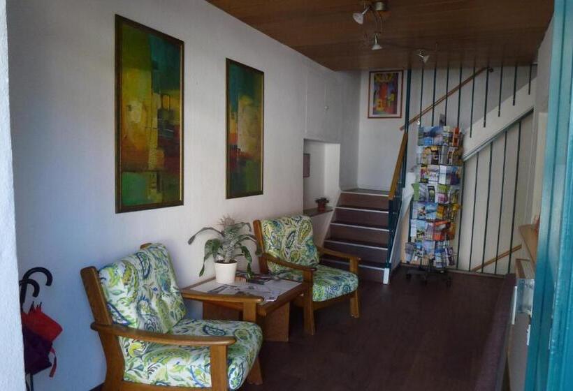 ホテル Möve Garni