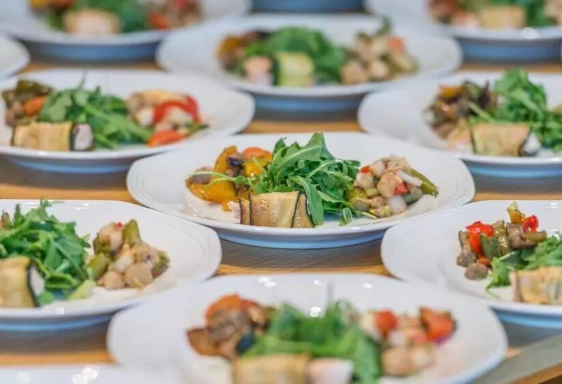 Отель Rheinischer Hof