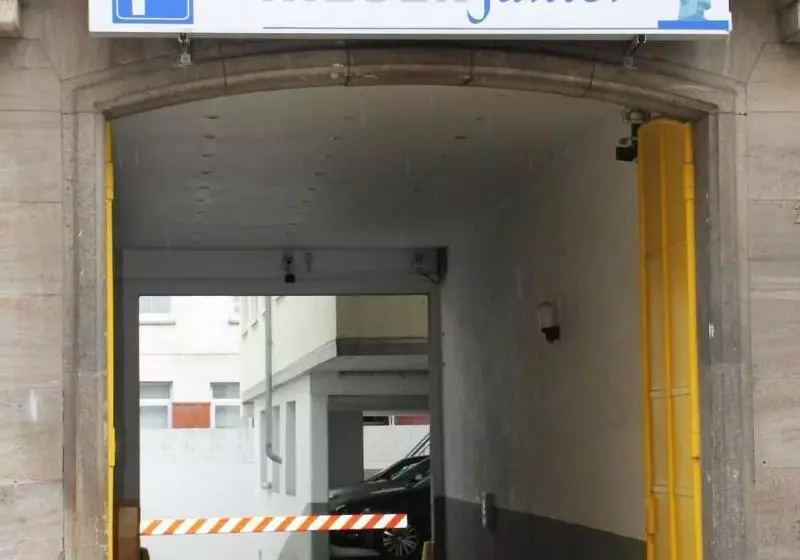 هتل Riesenjunior Hanau By Trip Inn