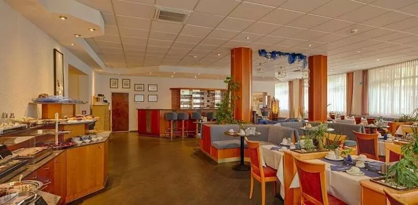 هتل Riesenjunior Hanau By Trip Inn