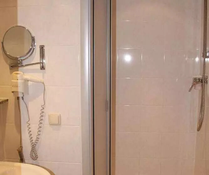 هتل Riesenjunior Hanau By Trip Inn