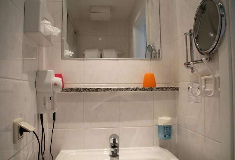 فندق Riesenjunior Hanau By Trip Inn