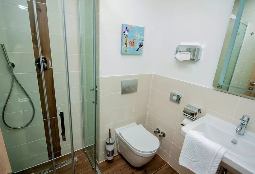 בית מלון כפרי Tiffany