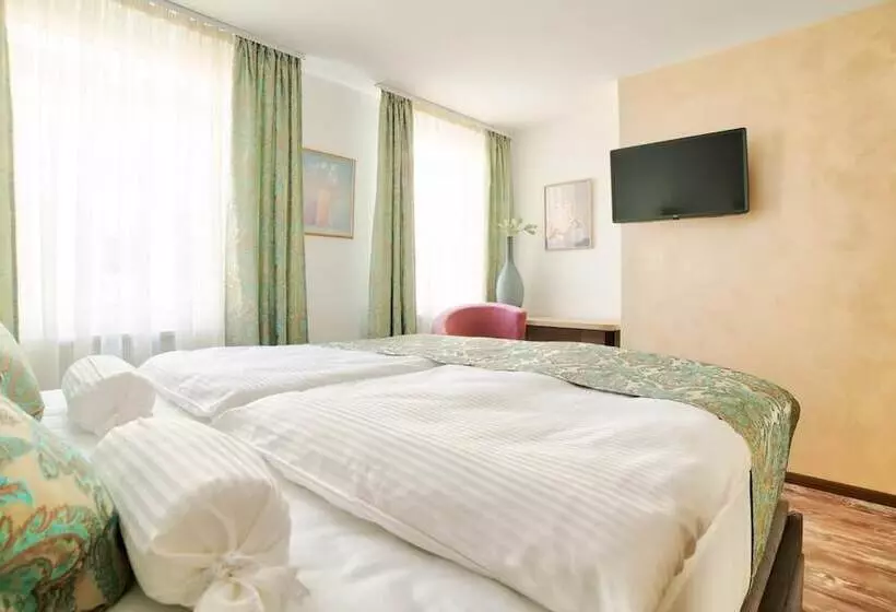 בית מלון כפרי Tiffany