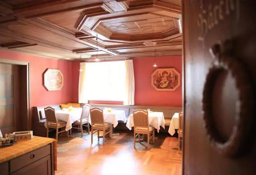 ホテル Und Gasthof Zur Laute