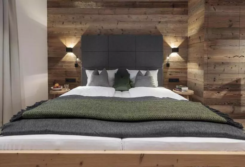 Пансион Forstnerwirt Hotel | Stubn | Biergarten