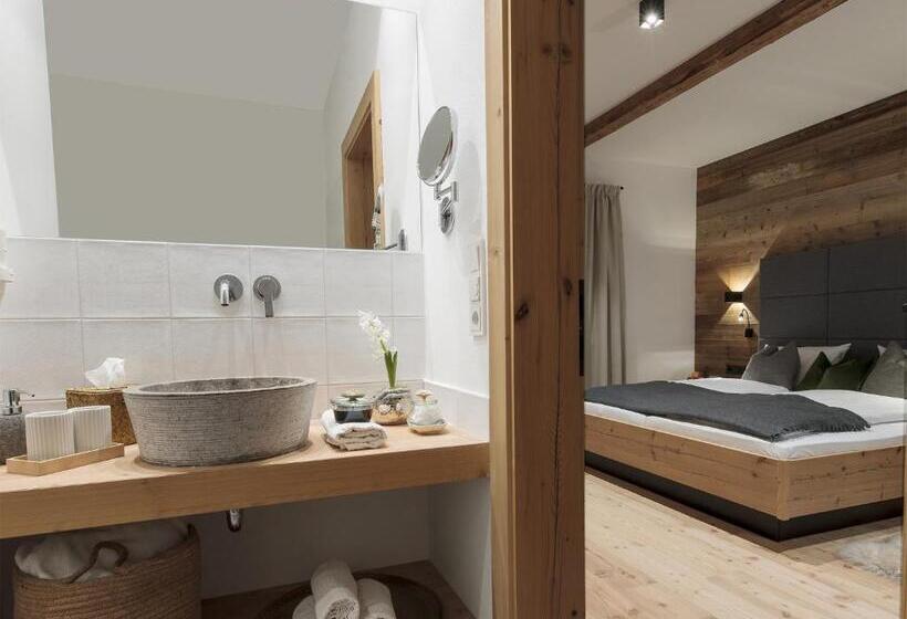 膳宿费 Forstnerwirt Hotel | Stubn | Biergarten