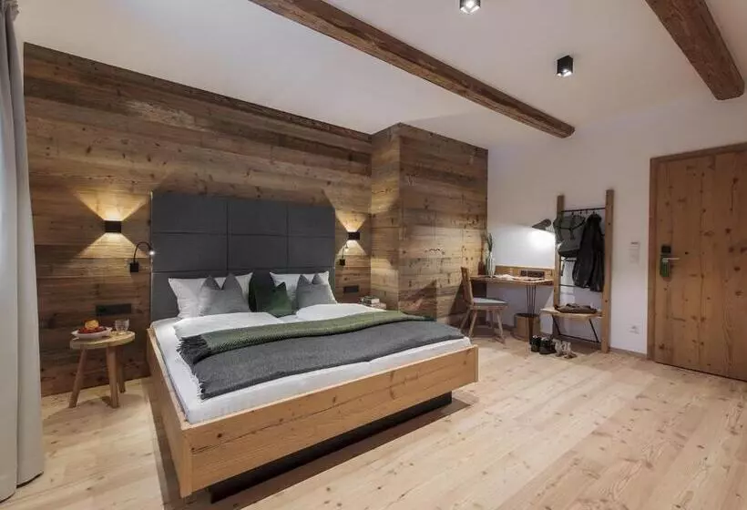 Пансион Forstnerwirt Hotel | Stubn | Biergarten