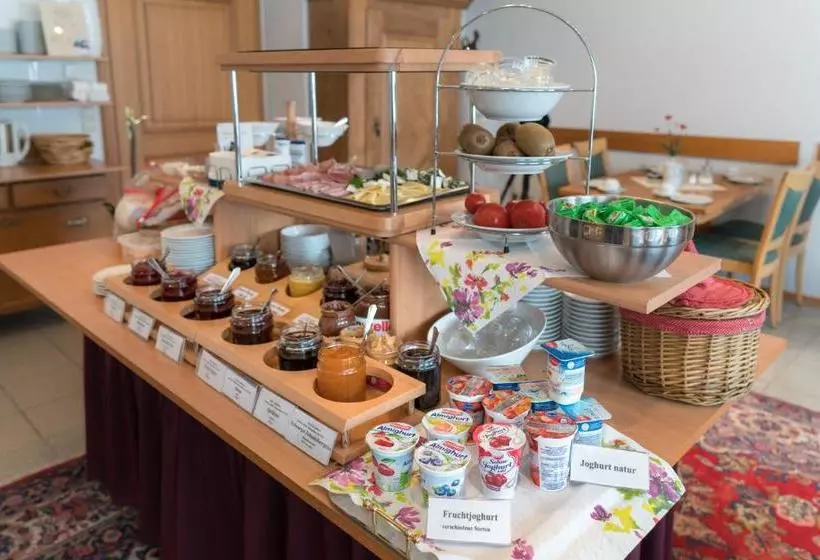 Pensão Adler Mit Gasthaus