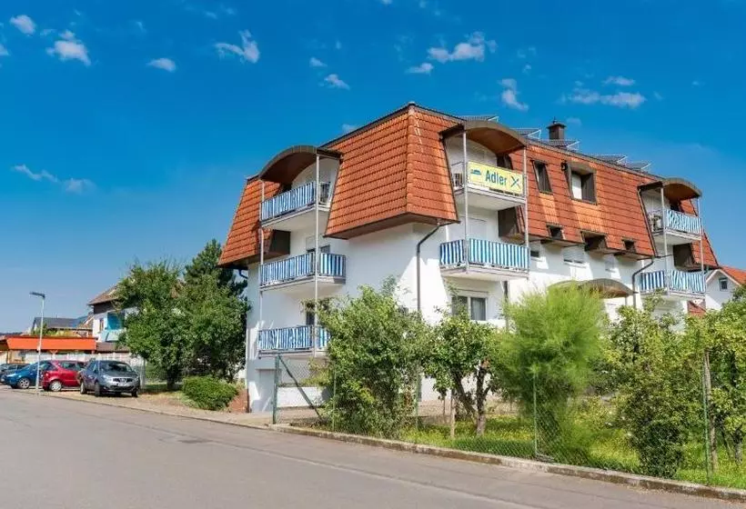 Pensão Adler Mit Gasthaus