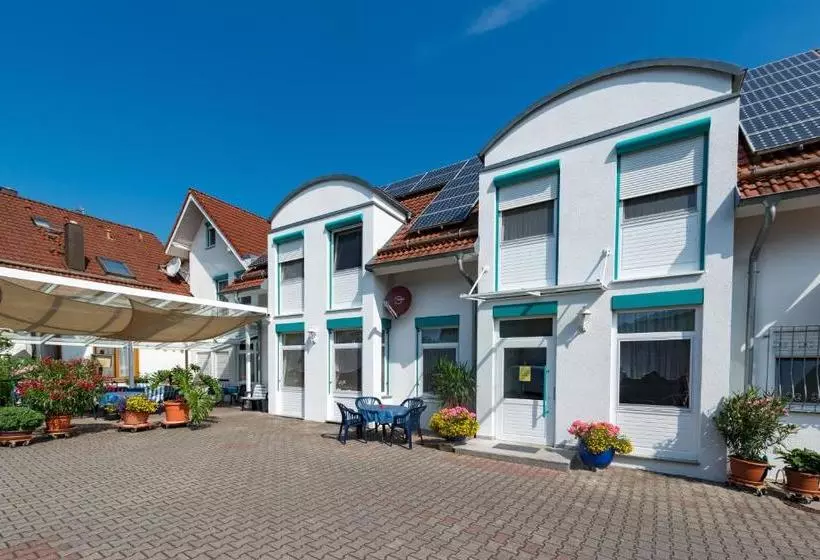 Pensão Adler Mit Gasthaus