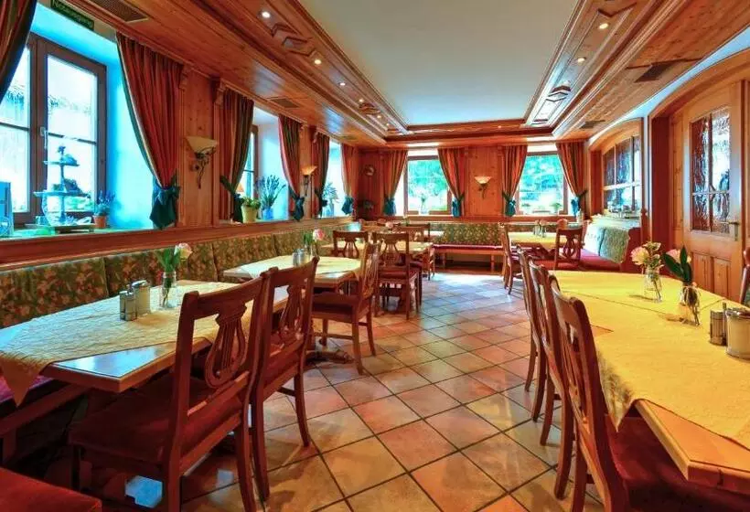 Pensió Gasthof Zur Post