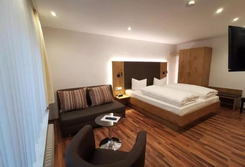 ペンション Gästehaus Dorflinde