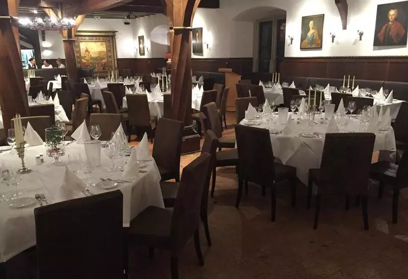 Schlosshotel Götzenburg