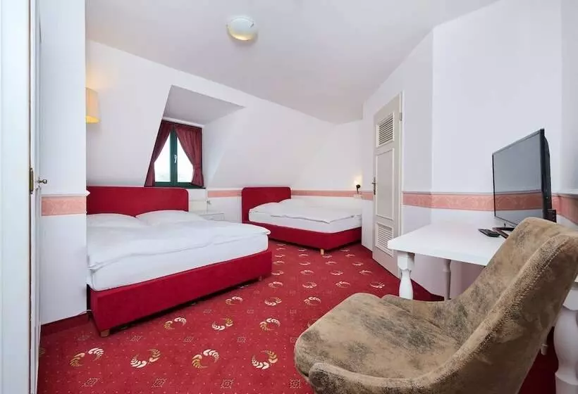 Tafernwirtschaft Hotel Schönbrunn