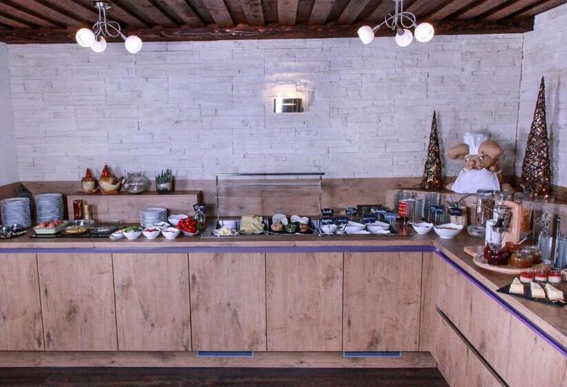 Aamiaismajoitus (B&B) Landhaus Am Forst