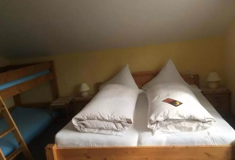 Bed and Breakfast Landhaus Am Forst