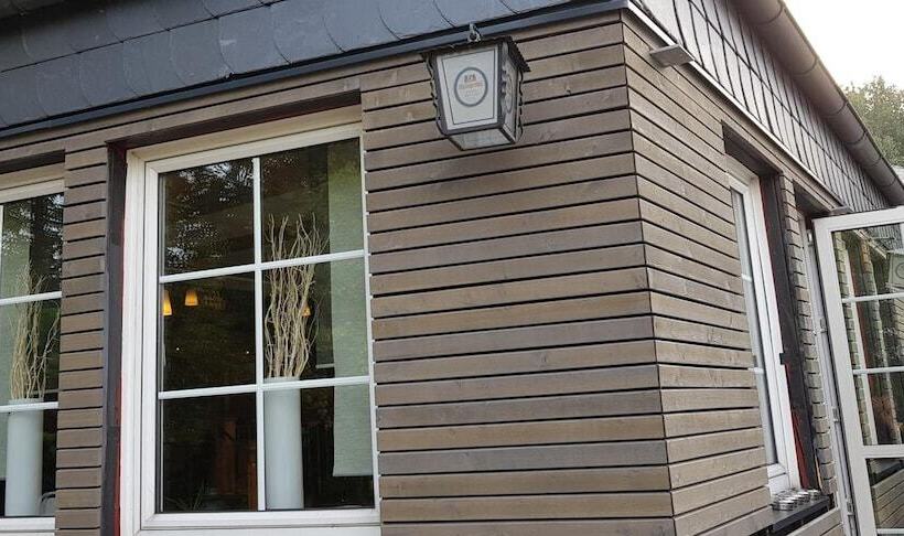 Отель Am Untreusee