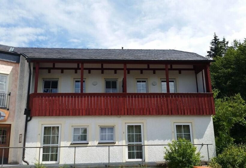 Отель Am Untreusee