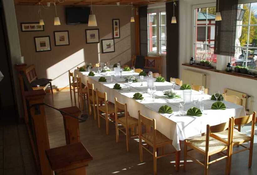 Отель Am Untreusee