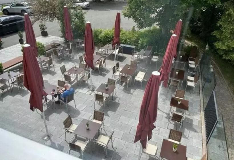 Отель Das Bergschlösschen